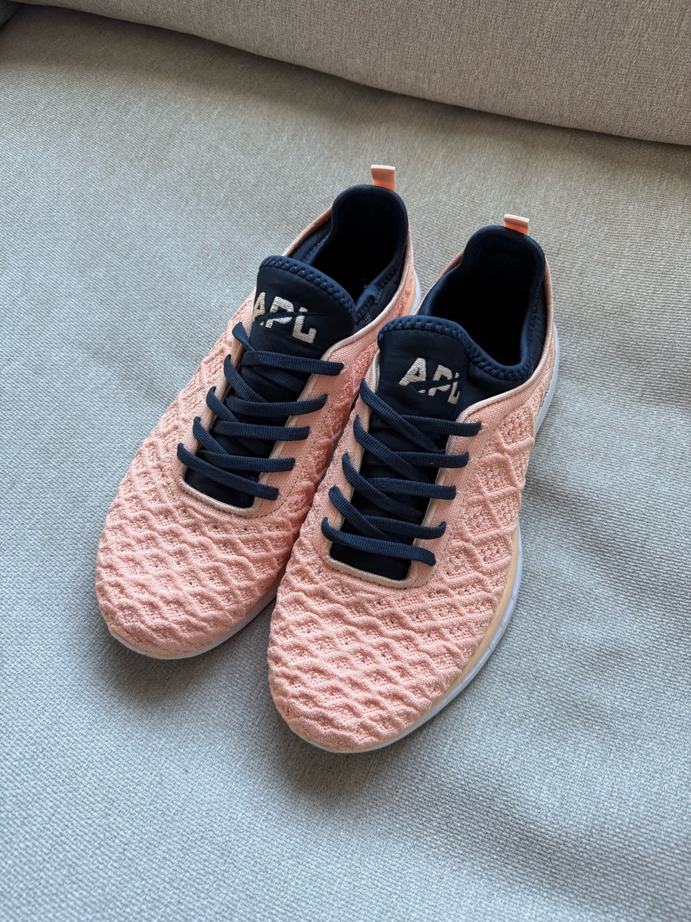 APL TechLoom Pro Running Sneakers (Peach & Navy)